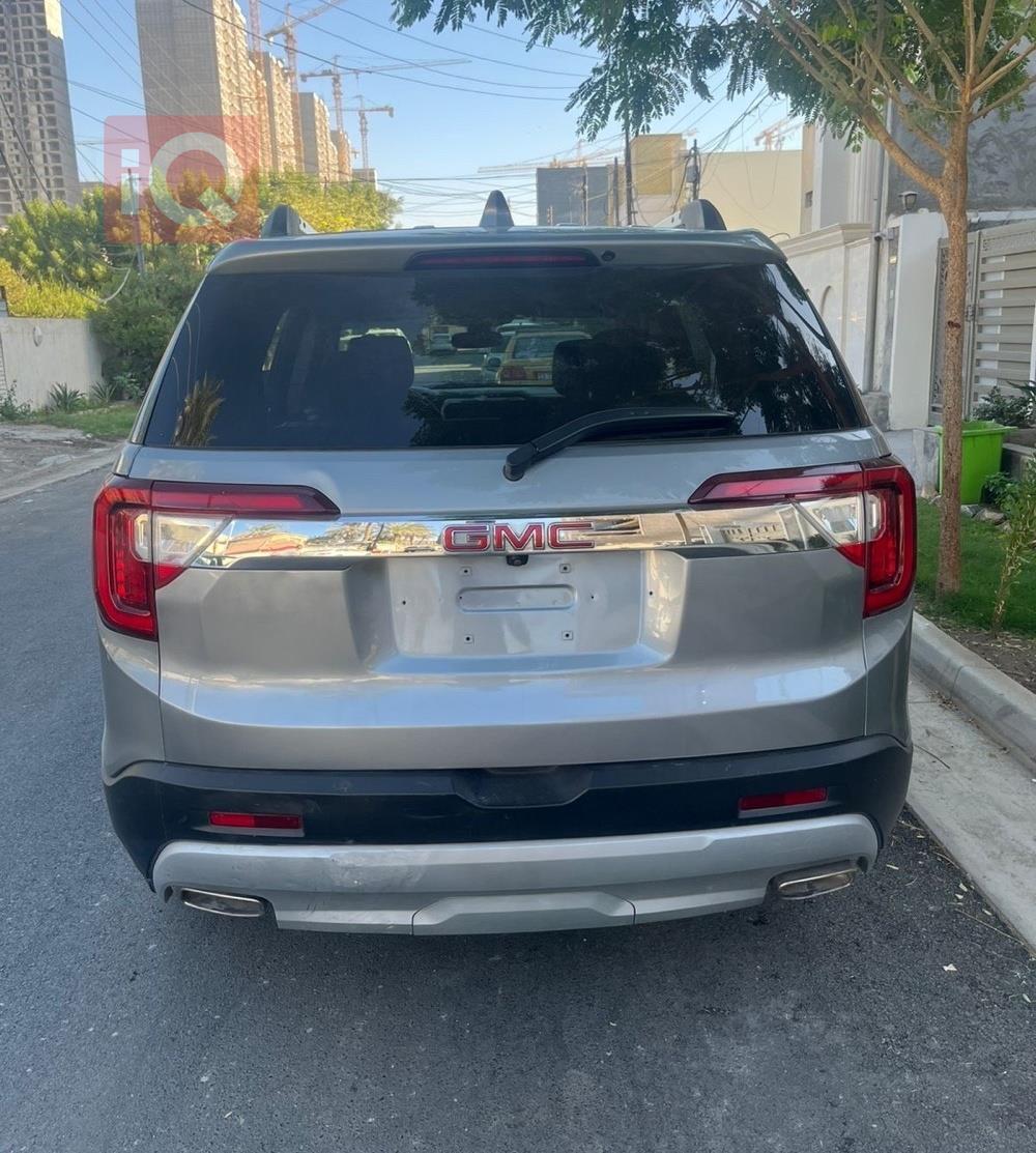 جي ام سي اكاديا